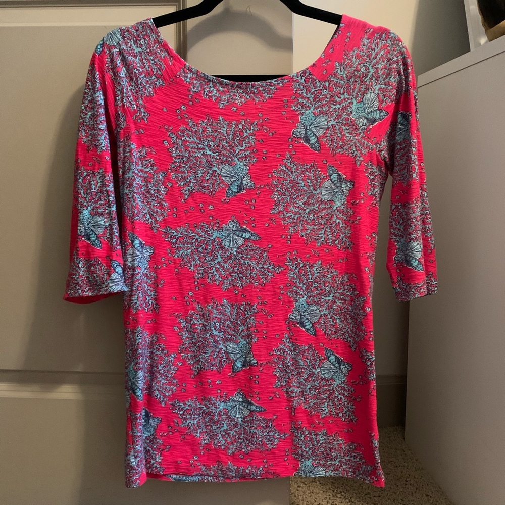 Lilly Pulitzer 3/4 Length Shirt